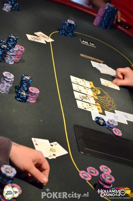 Schepers kraakt Azen met Koningen | 2017/04 - Enschede Poker Series - €500 NLHE Main Event Single Re-entry 